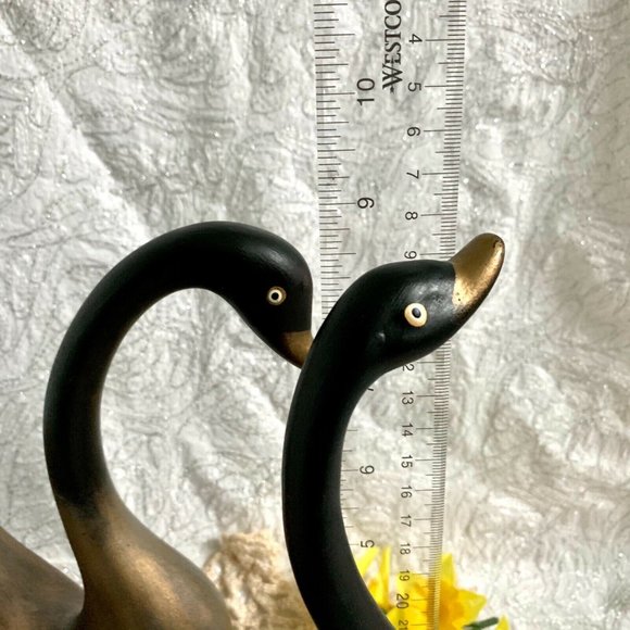 Black Swan Figurines Hand Painted MCM Style Signed Folk Art - Picture 10 of 12